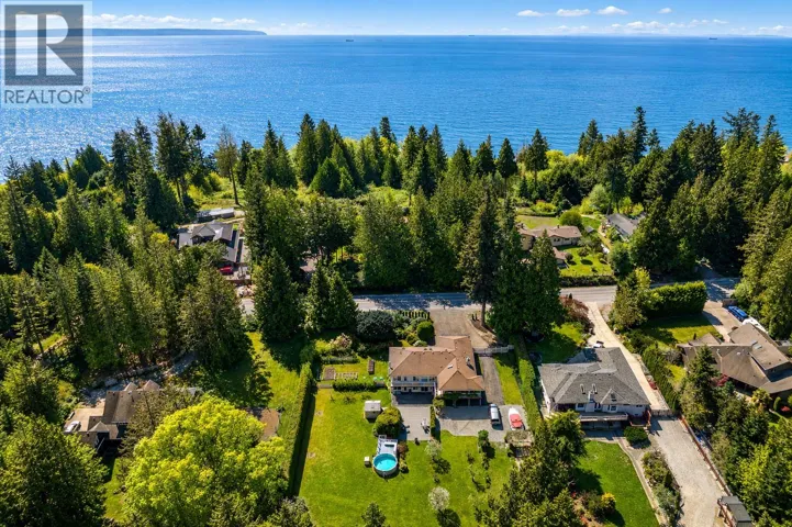 7904 REDROOFFS ROAD, Halfmoon Bay, British Columbia V7Z1A4