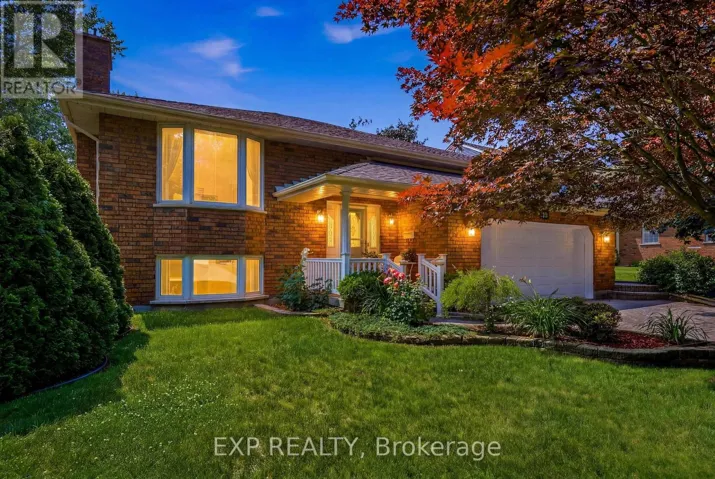 12 FERN GATE, Pelham (Fonthill), Ontario L0S1E4