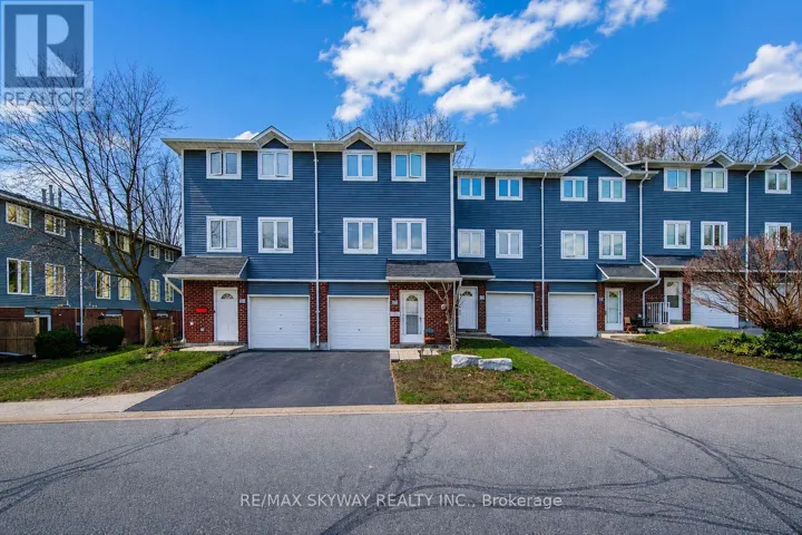 B - 56 HARRIS AVENUE, Brantford, Ontario N3R2E9