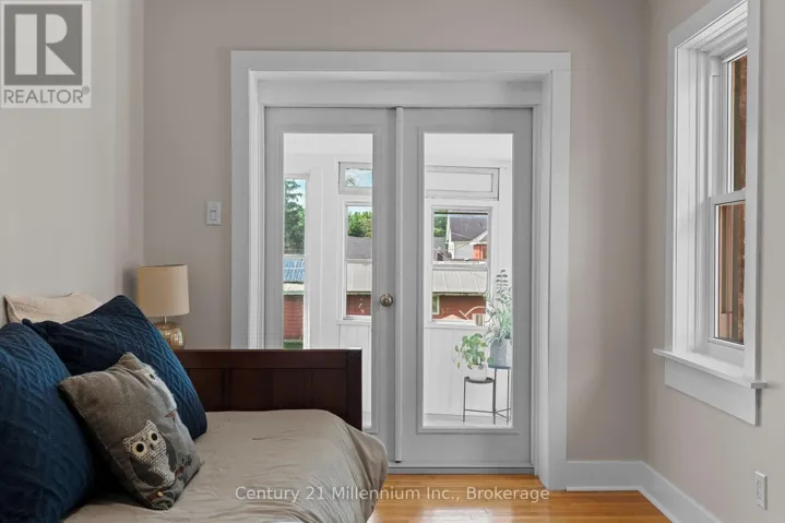 780