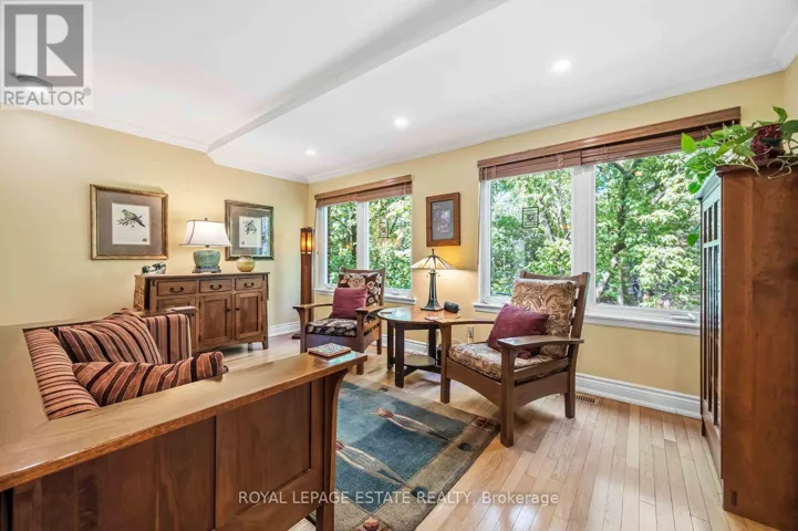 123 - 90 EDGEWOOD AVENUE, Toronto (Woodbine Corridor), Ontario M4L3H1