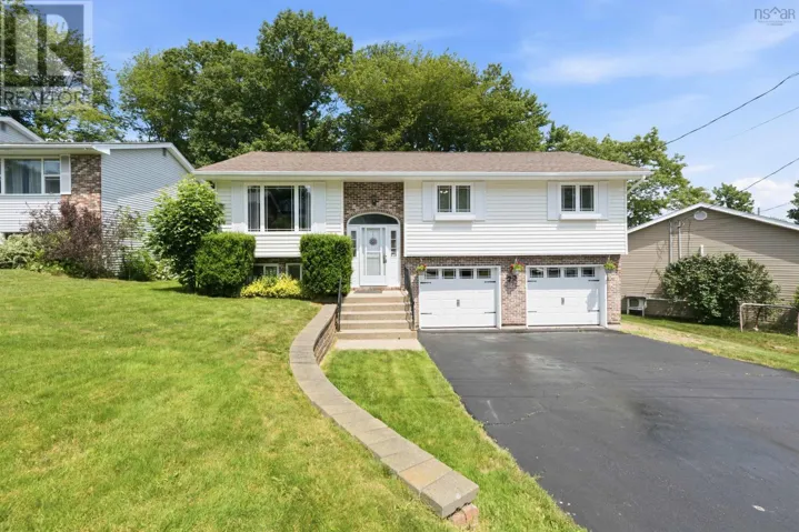 73 Wynn Castle Drive, Lower Sackville, Nova Scotia B4E2H3