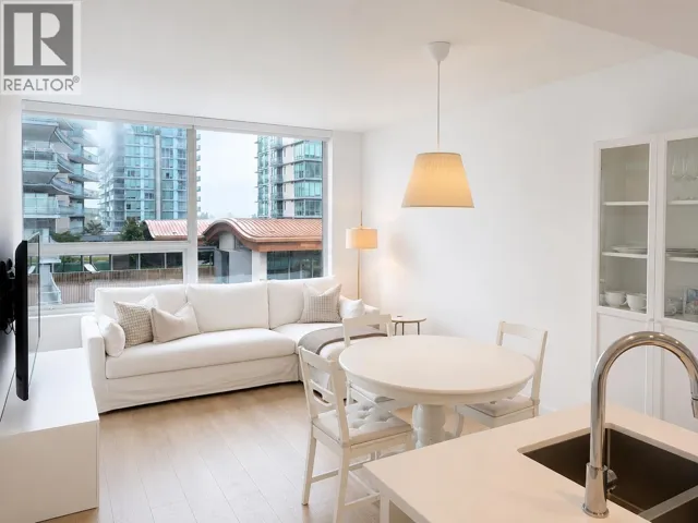 513 5508 HOLLYBRIDGE WAY, Richmond, British Columbia V7C0C7