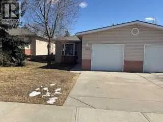 140 Dovista Court SE, Calgary, Alberta T2B3P4