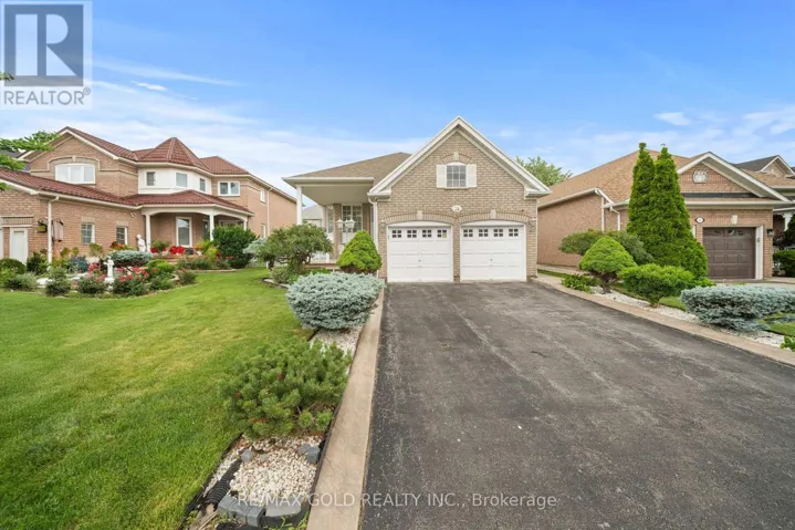 24 FLETCHERS CREEK BOULEVARD, Brampton (Fletcher's Creek Village), Ontario L6X4R6