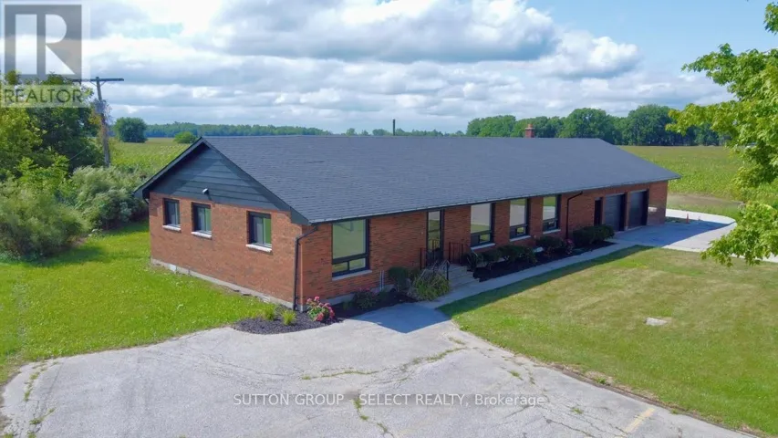 101 BROADWAY STREET, Lambton Shores (Forest), Ontario N0N0A6