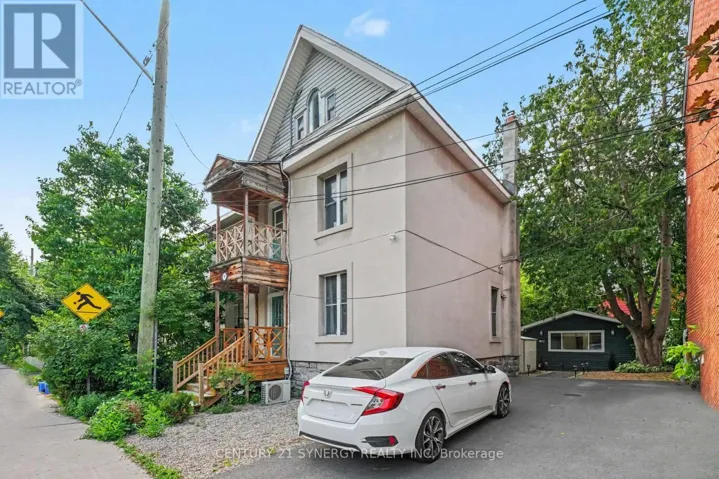 95 TEMPLETON STREET, Ottawa, Ontario K1N6X4