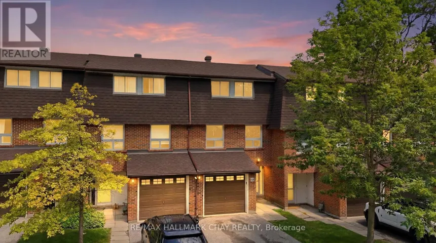 360 BLAKE STREET, Barrie (Codrington), Ontario L4M1L3