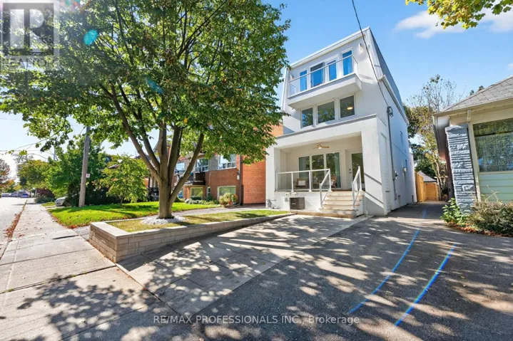 22 NINTH STREET, Toronto (New Toronto), Ontario M8V3E3