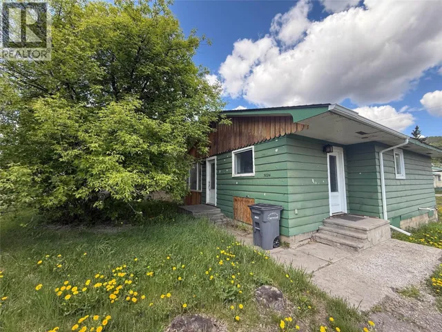 5024 49 Avenue NW, Chetwynd, British Columbia V0C1J0