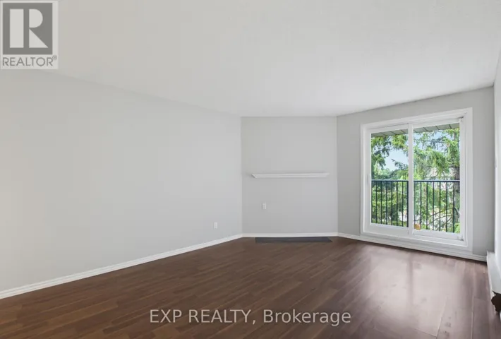 106 - 144 CONWAY DRIVE, London South (South X), Ontario N6E3N3