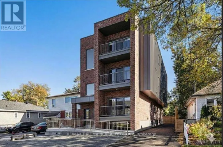 1 - 1260 DORCHESTER AVENUE, Ottawa, Ontario K1Z8E6