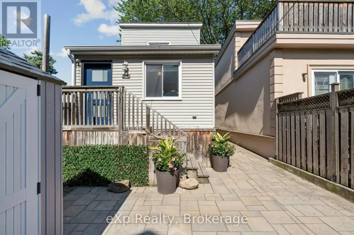 313 BARTLETT AVENUE N, Toronto (Dovercourt-Wallace Emerson-Junction), Ontario M6H3G8