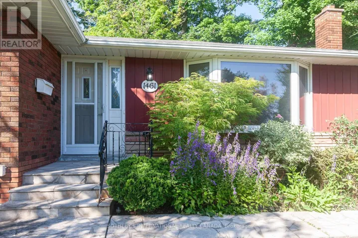 1461 MOSS GLEN ROAD, Burlington (Mountainside), Ontario L7P2C2