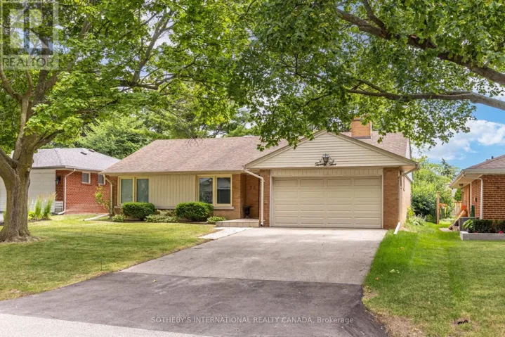 25 ABINGER CRESCENT, Toronto (Princess-Rosethorn), Ontario M9B2Y4