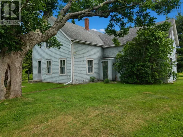 338 Central Port Mouton Road, Port Mouton, Nova Scotia B0T1T0