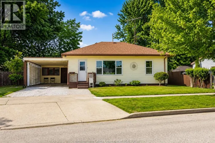 92 Erie STREET, Kingsville, Ontario N9Y1N3