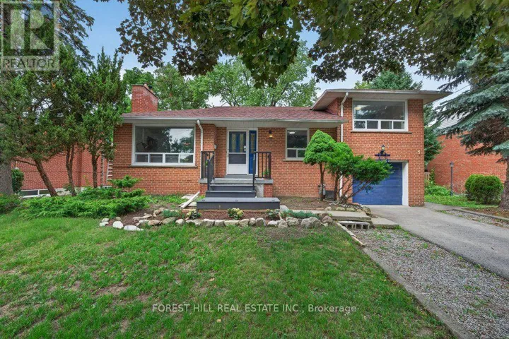 36 FLEETWELL COURT, Toronto (Willowdale West), Ontario M2R1L3