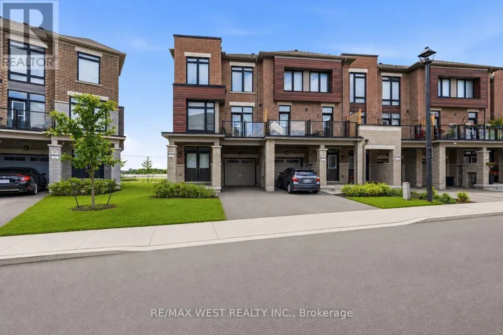 55 HOLYROOD CRESCENT, Vaughan (Kleinburg), Ontario L4H5G2