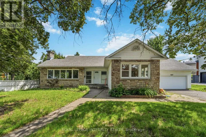 1873 FAIRBANKS AVENUE, Ottawa, Ontario K1H5X6