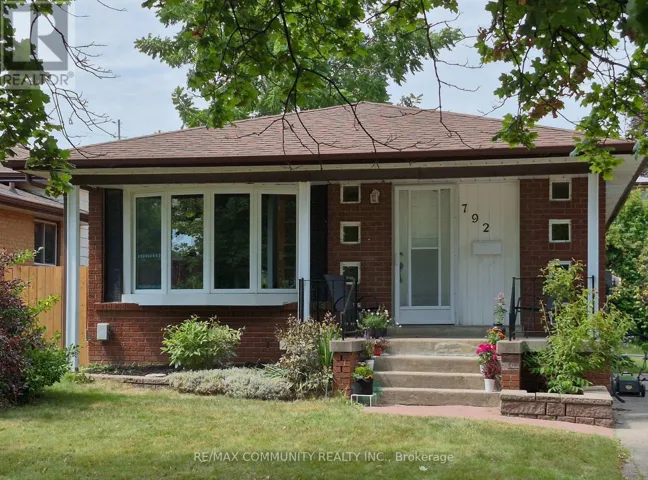 792 TATRA DRIVE, Oshawa (McLaughlin), Ontario L1J6S7