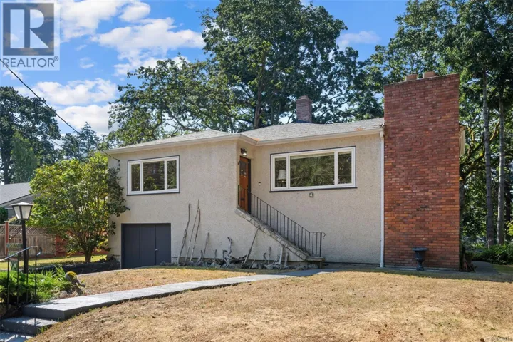 1193 Old Esquimalt Rd, Esquimalt, British Columbia V9A4X7