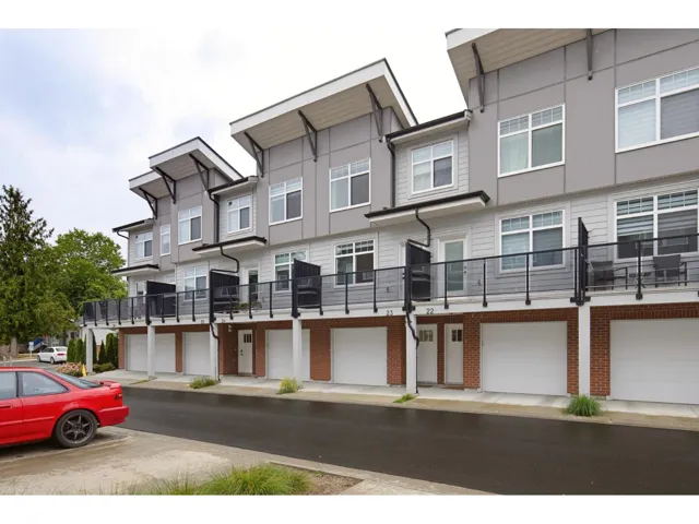 23 22334 48 AVENUE, Langley, British Columbia V3A3N5