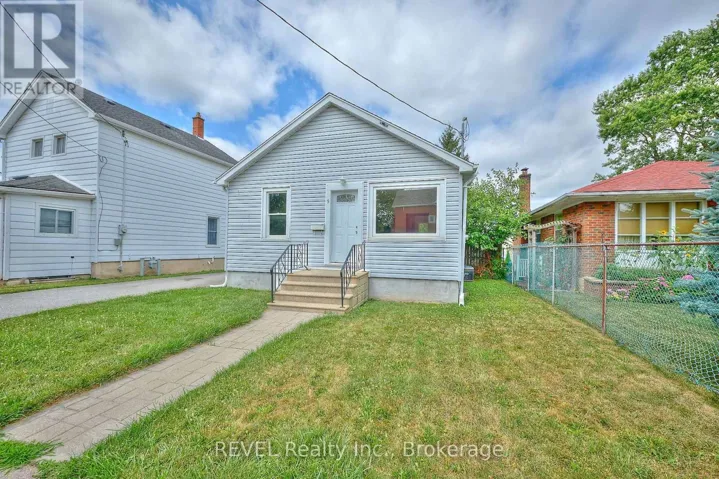 9 COLBORNE STREET, Thorold (Thorold Downtown), Ontario L2V3P6