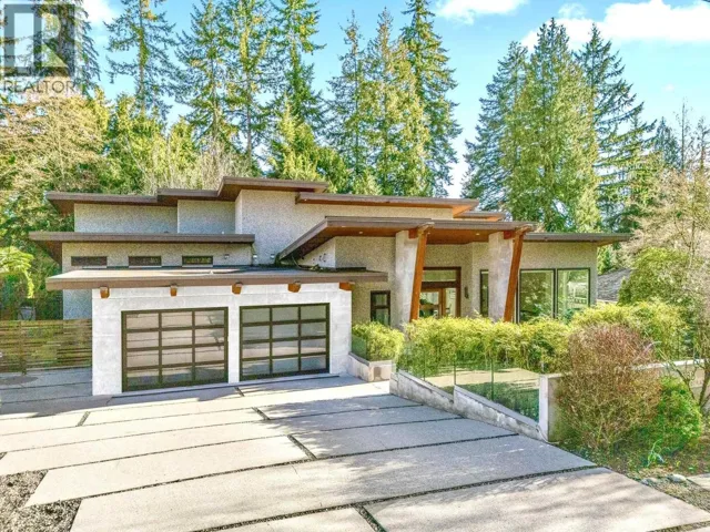 388 HIDHURST PLACE, West Vancouver, British Columbia V7S1K1