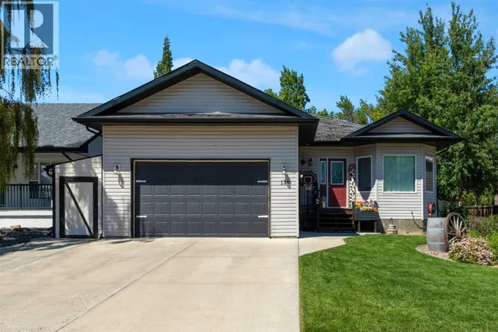 136 Allen Crescent, Vulcan, Alberta T0L2B0