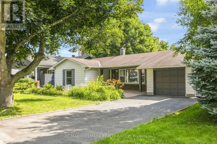3336 KODIAK STREET, Ottawa, Ontario K1V7S8