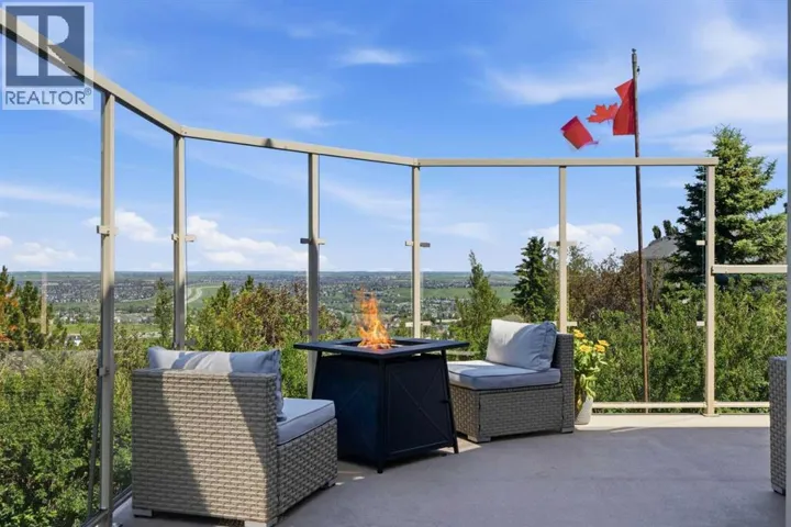 131 Edgebrook Circle NW, Calgary, Alberta T3A5A4