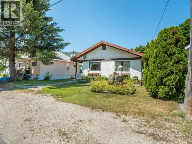 1917 Beaver Street, Fruitvale, British Columbia V0G1L0