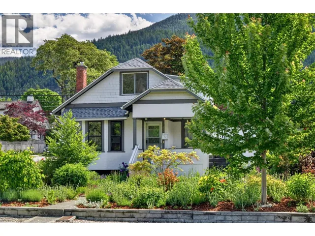 524 SECOND Street, Nelson, British Columbia V1L2L5