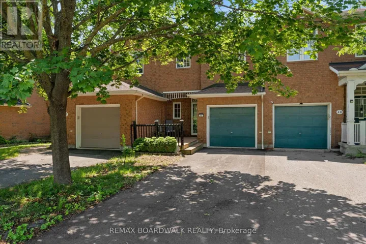 50 GRAY CRESCENT, Ottawa, Ontario K2K3L2