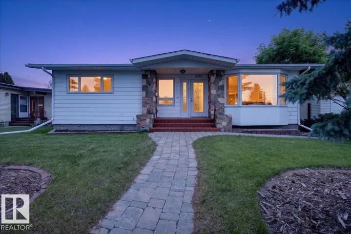 8515 56 ST NW, Edmonton, Alberta T6B1H8