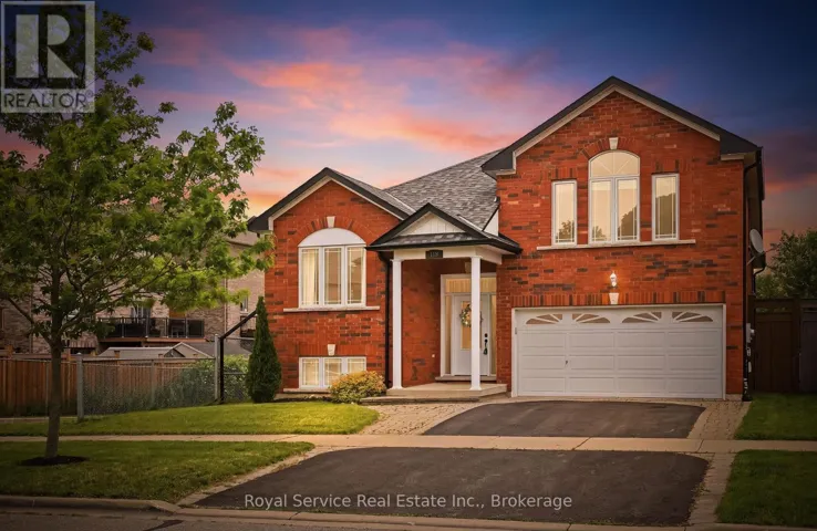 179 FENNING DRIVE, Clarington (Courtice), Ontario L1E3K2