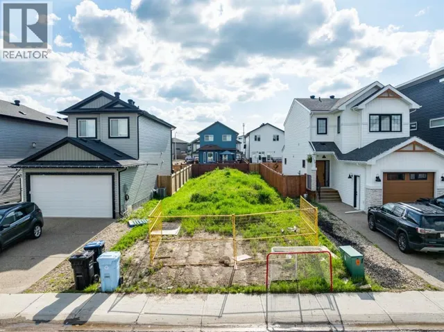 137 Aldergrove Avenue, Fort McMurray, Alberta T9J1E2