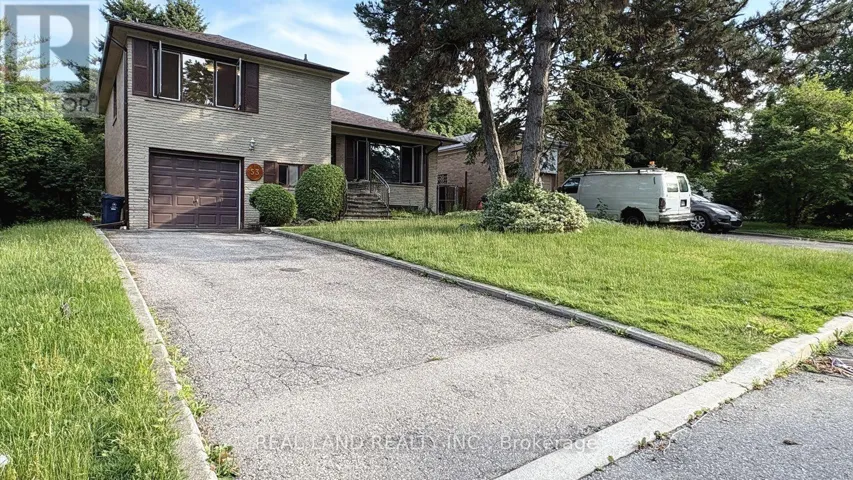 53 LLOYDMINSTER CRESCENT, Toronto (Newtonbrook East), Ontario M2M2S2