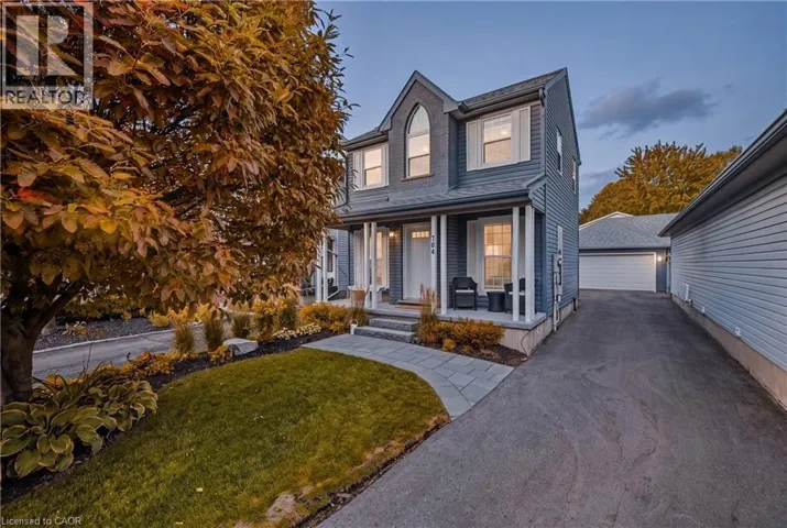 704 JACOB Lane, Waterloo, Ontario N2V2A7