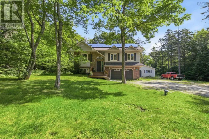 45 Rockcliffe Crescent, Hammonds Plains, Nova Scotia B3Z1J8