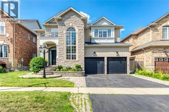 2067 HELMSLEY Avenue, Oakville, Ontario L6M4R5