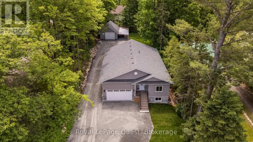 57 WEST ROAD W, Huntsville, Ontario P1H1L4