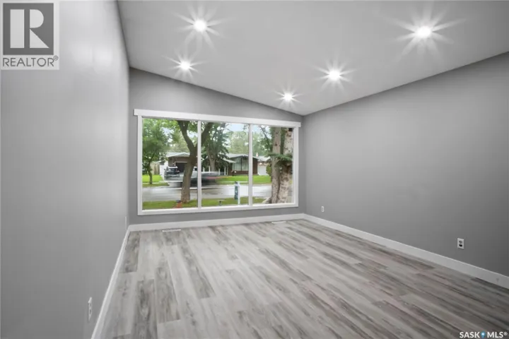2905 GRANT ROAD, Regina, Saskatchewan S4S5G3