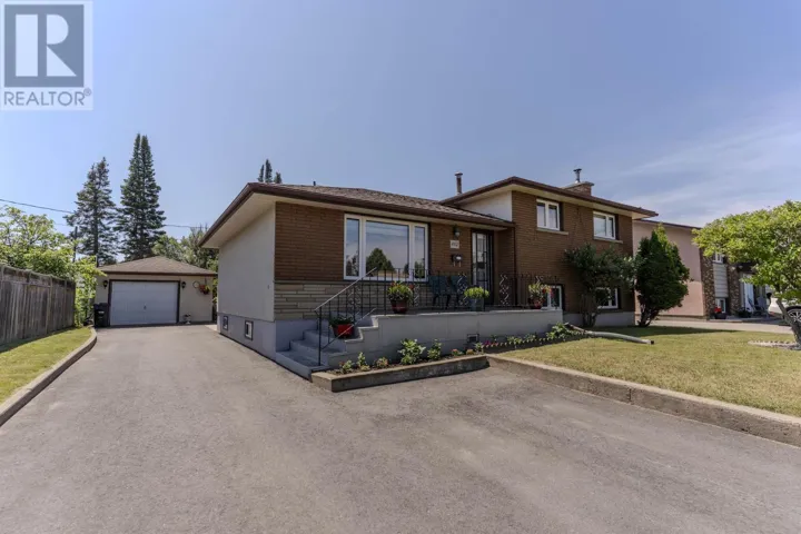 402 Victoria Ave W, Thunder Bay, Ontario P7C1G7