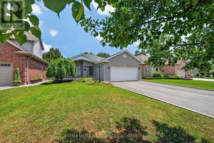 5 GREEN POINTE DRIVE, Welland (N. Welland), Ontario L3C6Y2