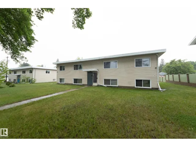 3811 116 AV NW, Edmonton, Alberta T5W0W8