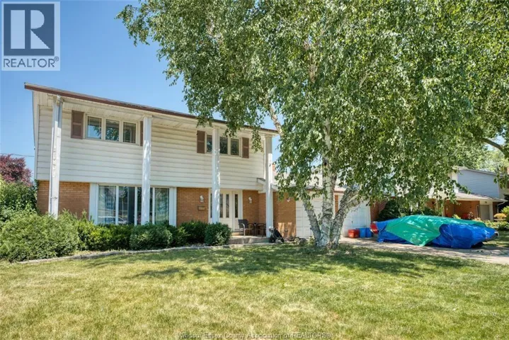 2722 SIERRA DRIVE, Windsor, Ontario N9E2Y7