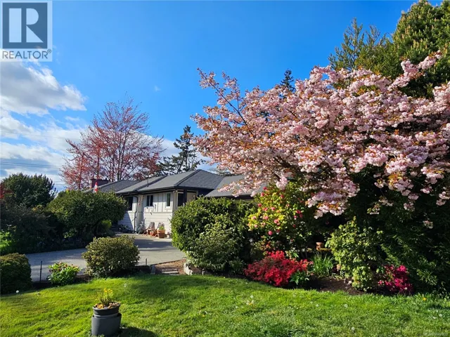 1288 Roy Rd, Saanich, British Columbia V8Z2X9