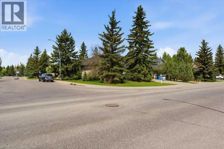13919 Evergreen Street SW, Calgary, Alberta T2Y2X4